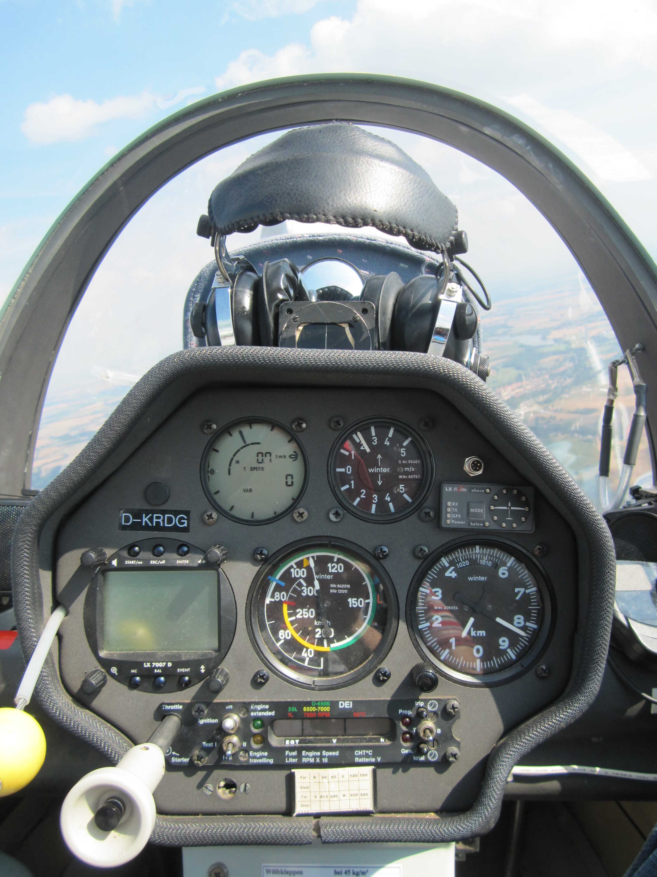 DG 505 MB Cockpit hinten